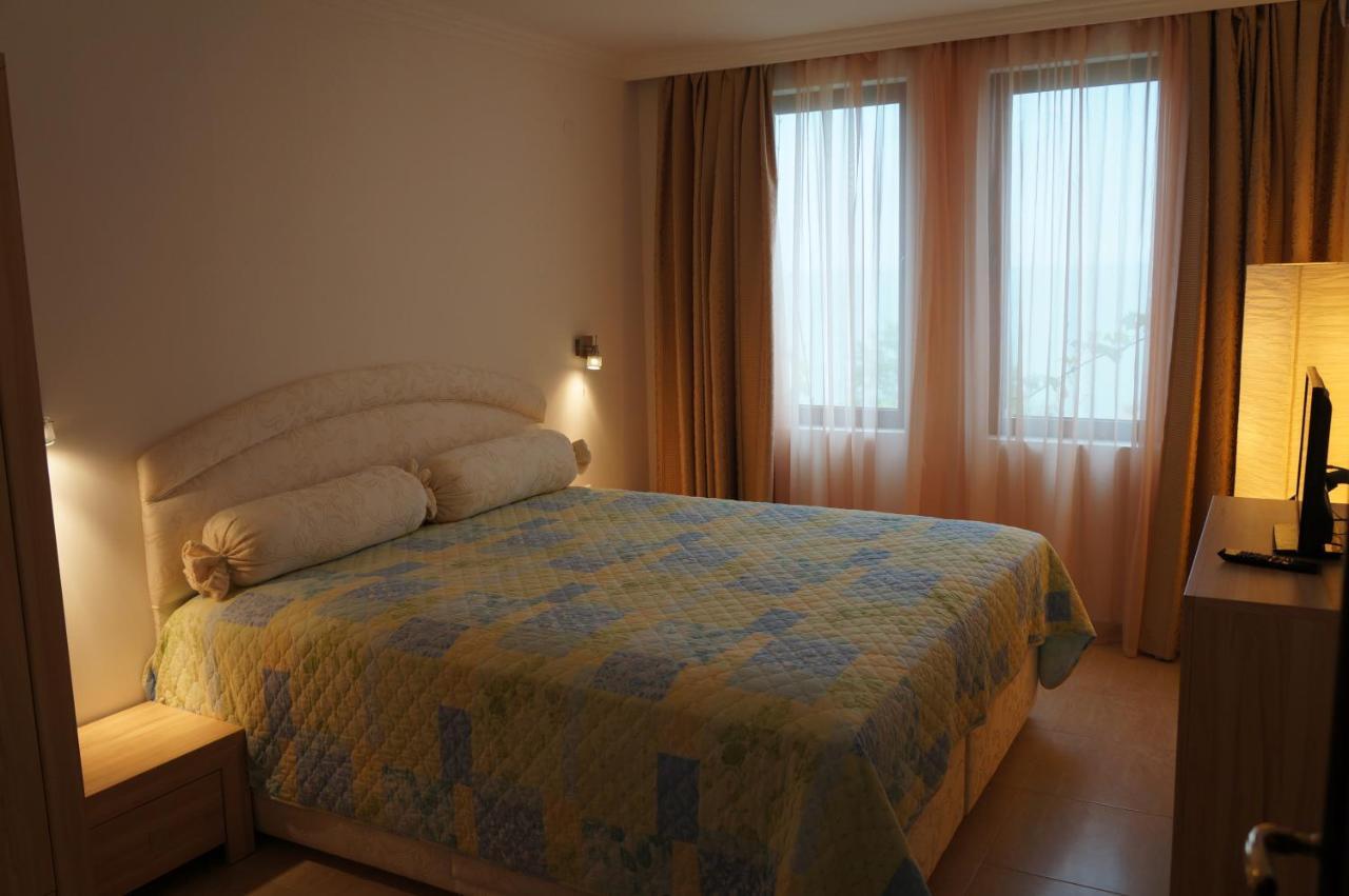 Bademite Residence Apartments Светий Влас Екстер'єр фото